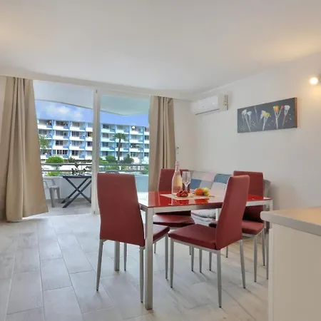 Golf Villa233 Apartment